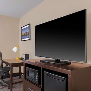 King Room Accessible Tub Mobility Hearing Access or Non-Smoking